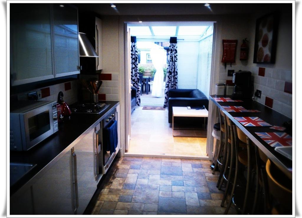 London Malvern Road Rooms To Let Szoba fotó